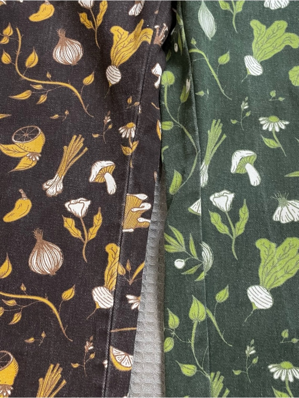 Big Bud Press Work Pants Two Tone Cookbook Print Small Womens Green Brown Multi - Picture 4 of 10